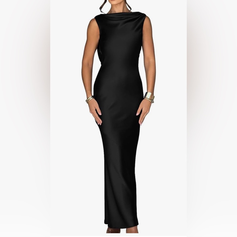 Elegant Black Maxi Dress